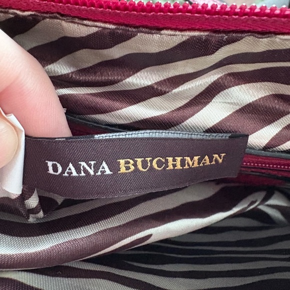 Dana Buchman red leather look cross body bag-adjustable straps Several pockets - Picture 5 of 6